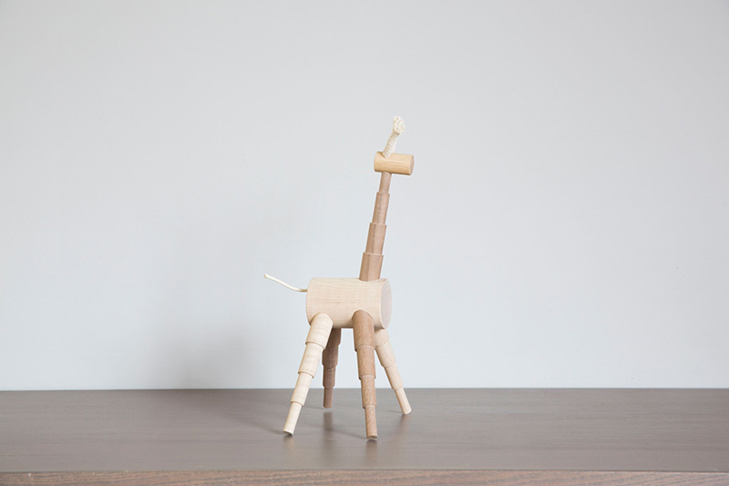giraffe-wood-toy